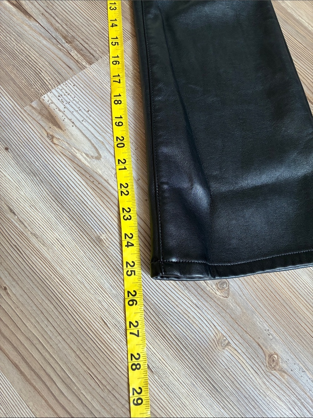 Good American High Rise Faux leather Flare leg Pants Womens 26 Versatile Sleek - Picture 8 of 11